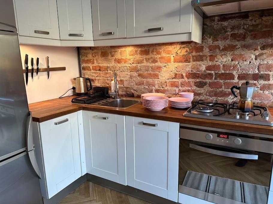 Stary Mokotow, Z Ogrodkiem Apartamento Varsóvia Exterior foto