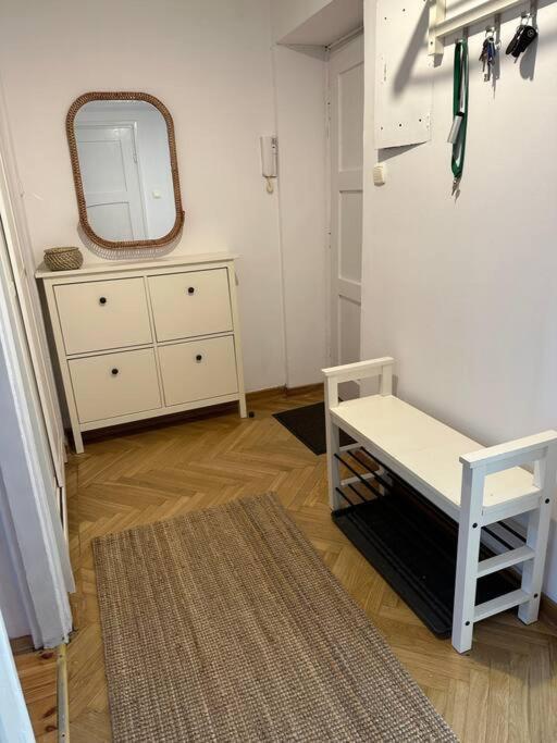 Stary Mokotow, Z Ogrodkiem Apartamento Varsóvia Exterior foto