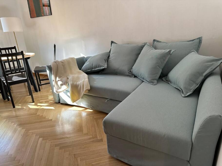 Stary Mokotow, Z Ogrodkiem Apartamento Varsóvia Exterior foto