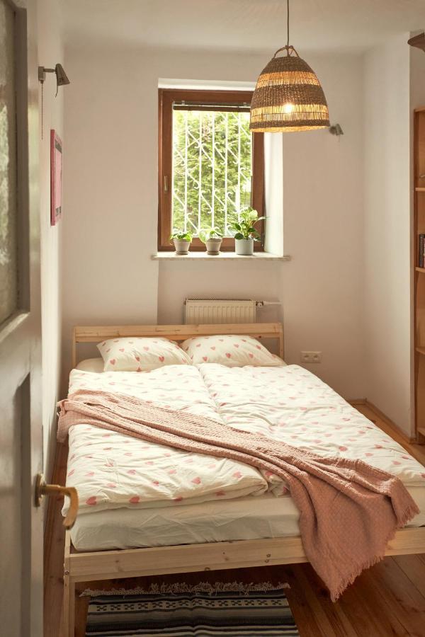 Stary Mokotow, Z Ogrodkiem Apartamento Varsóvia Exterior foto